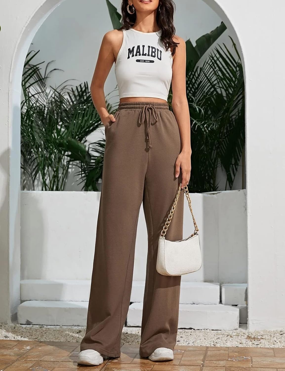 Wide Leg Sweatpants for Women Elastic High Waisted Drawstring Loose Pants with Pockets